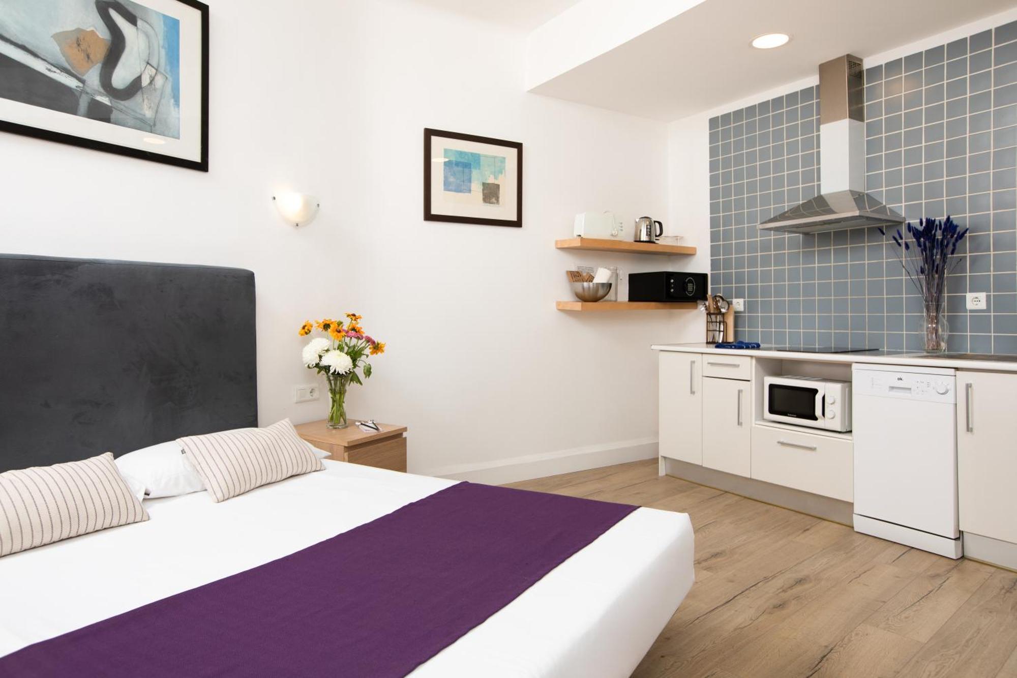 Mayerling Bisbe Urquinaona Appartement *